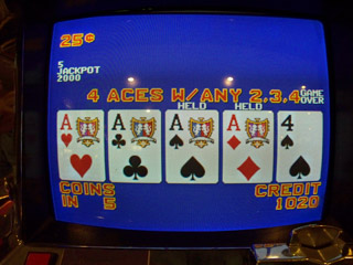 One hour after the royal, Bob got Aces with kicker on same machine